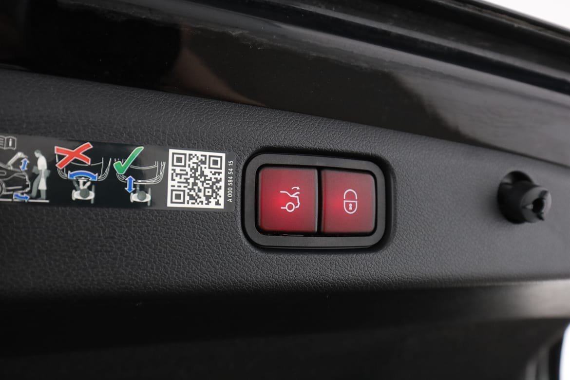 Vehicle Image 39