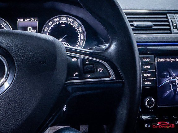 Vehicle Image 23