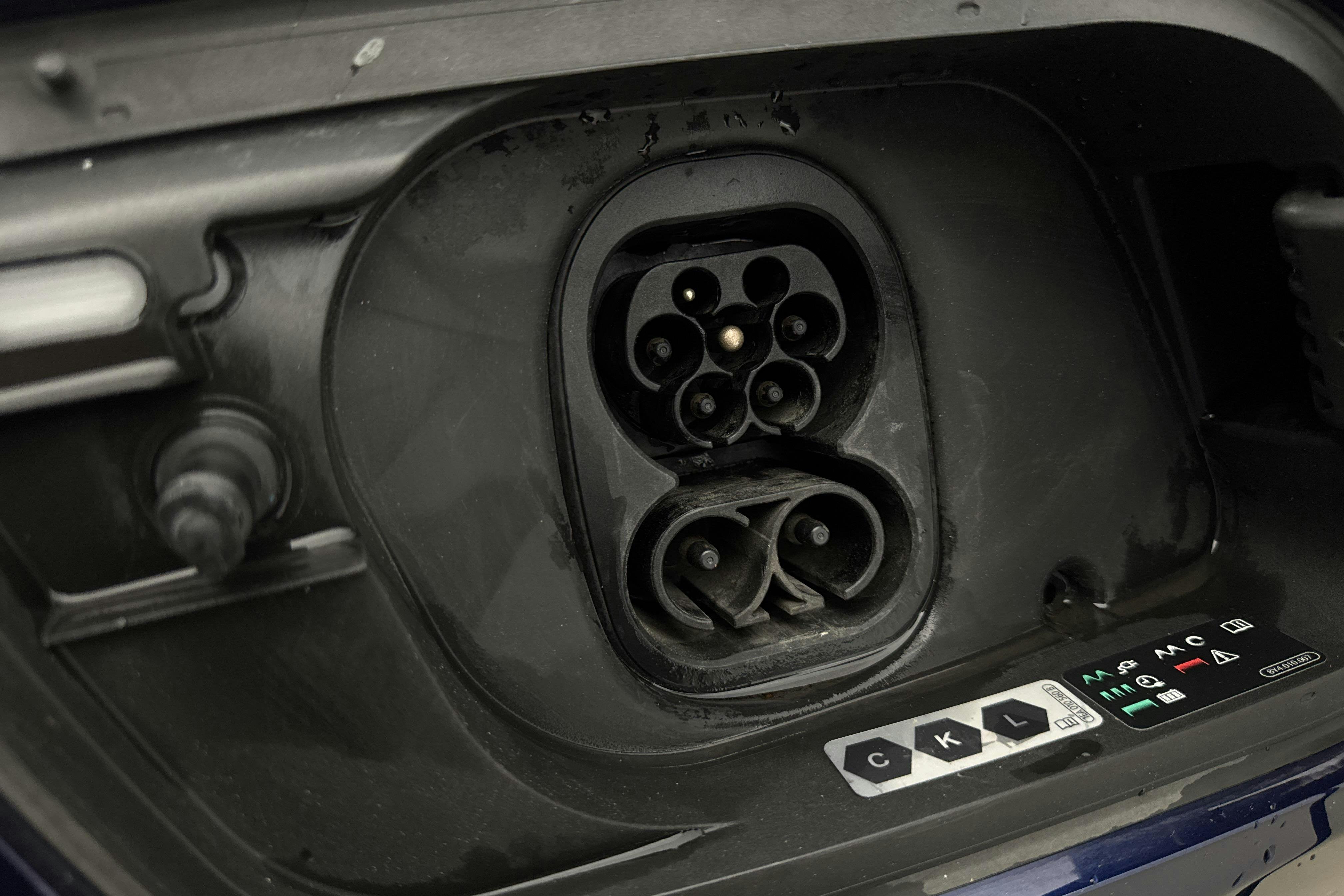 Vehicle Image 19