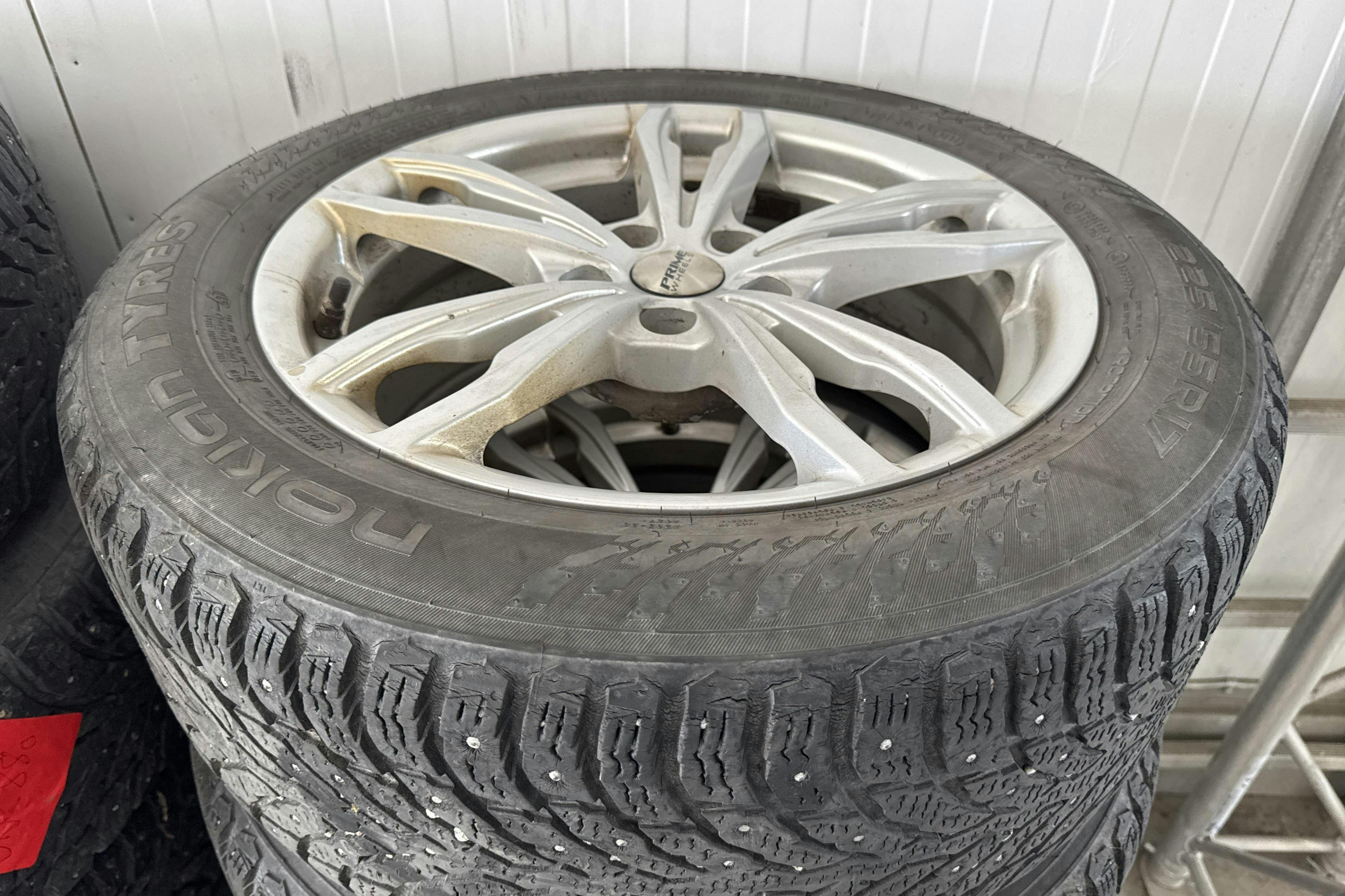 Vehicle Image 18