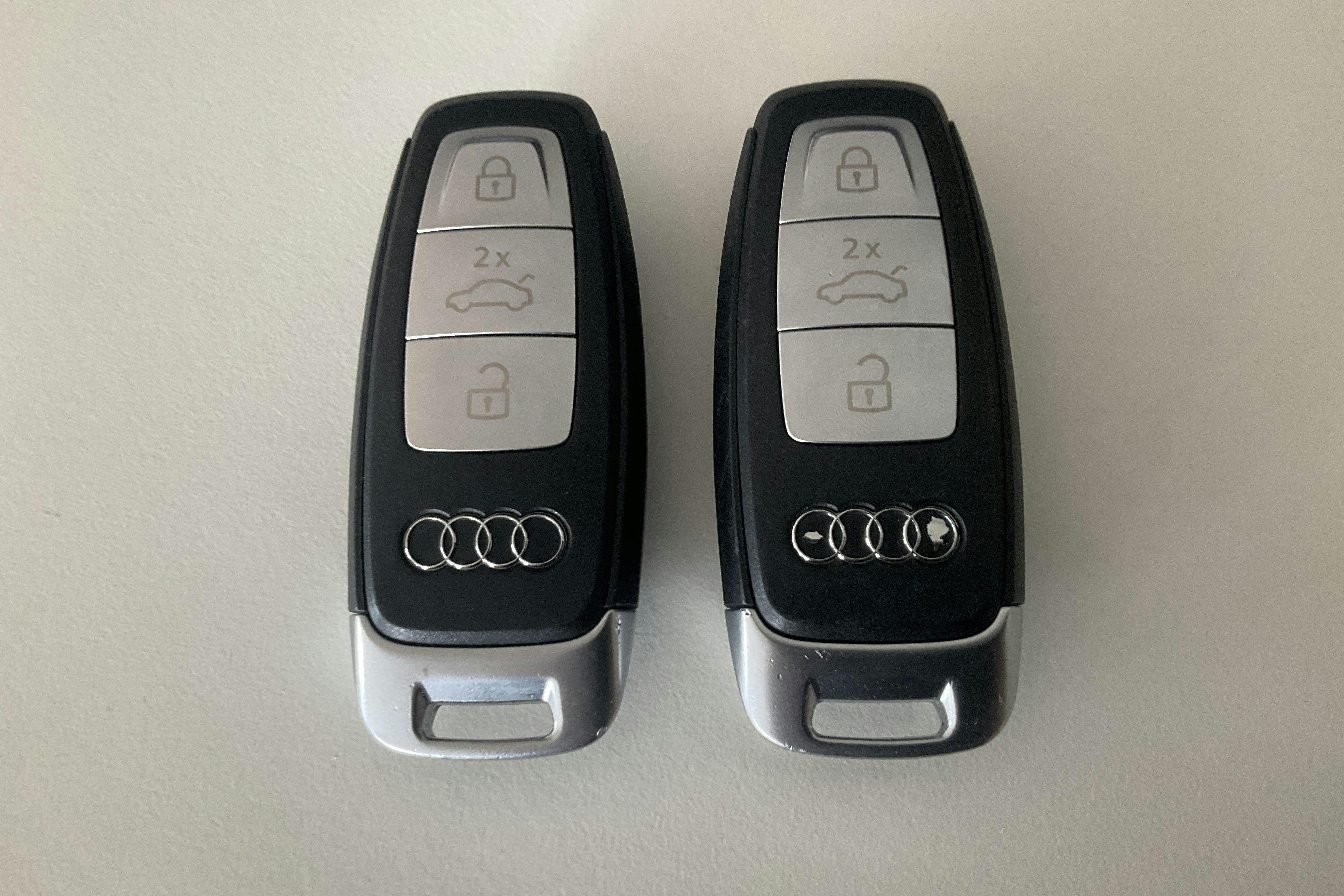 Vehicle Image 24