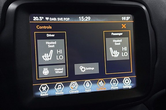 Vehicle Image 25