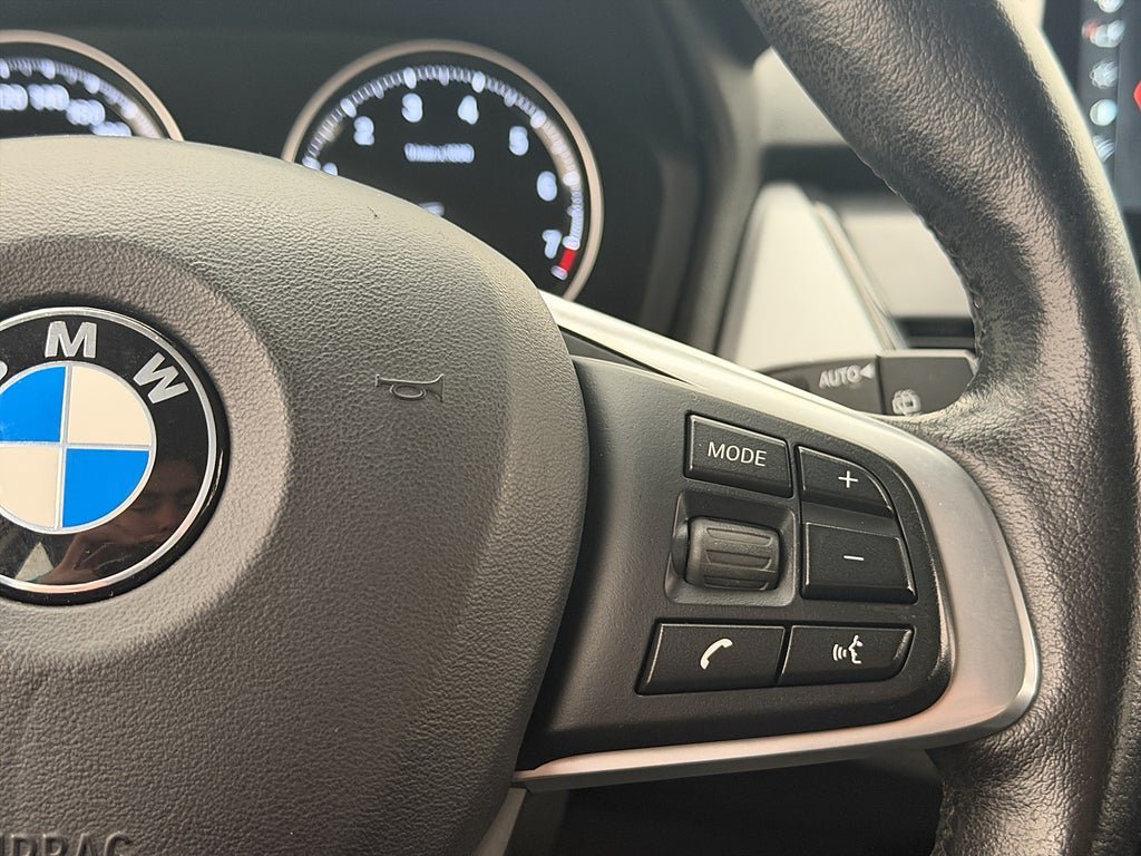 Vehicle Image 26