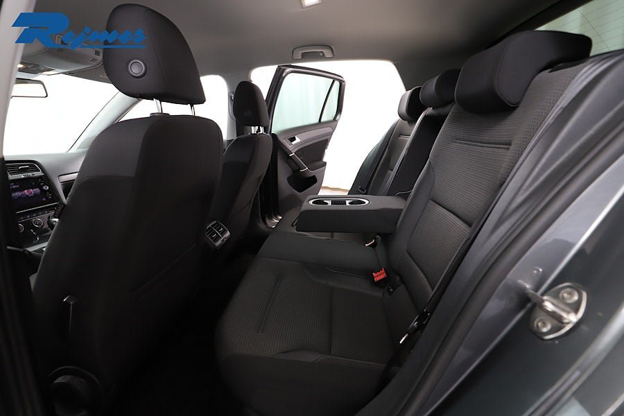 Vehicle Image 7