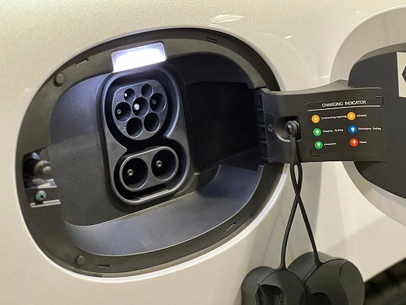 Vehicle Image 10