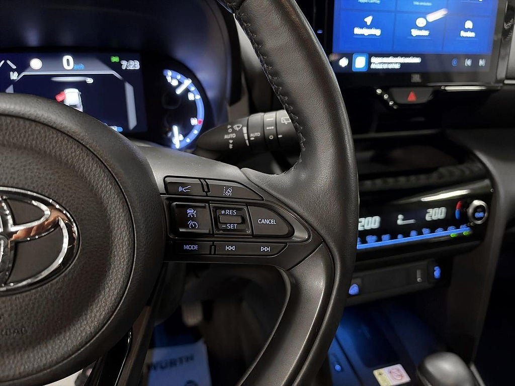 Vehicle Image 20