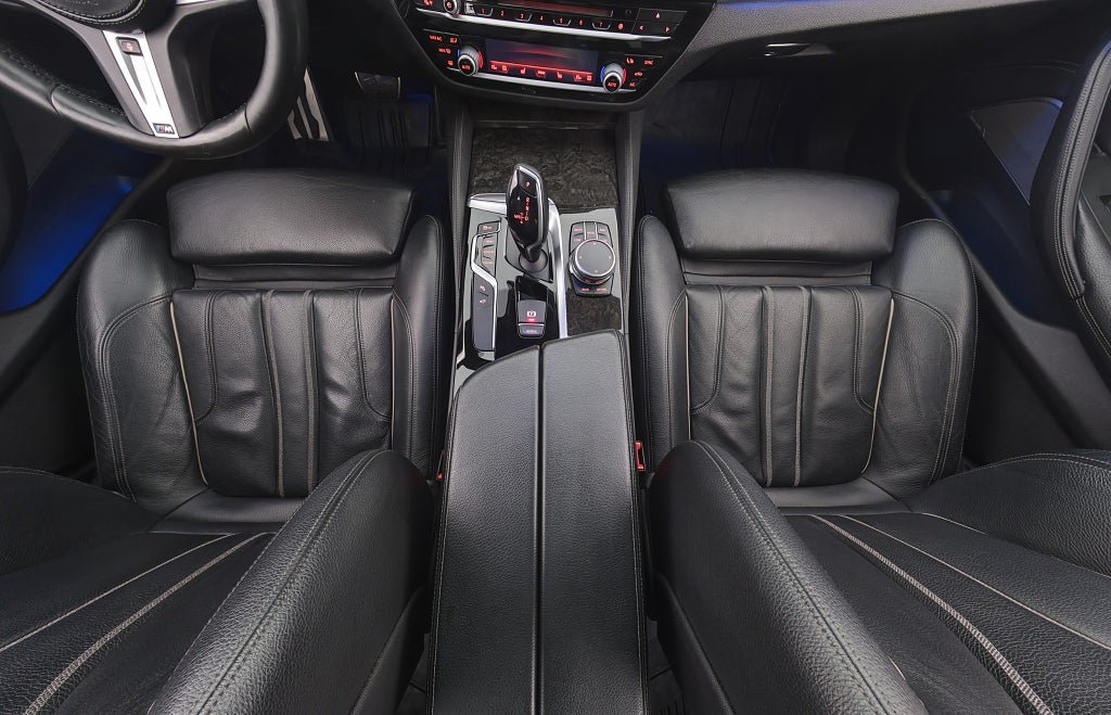Vehicle Image 14