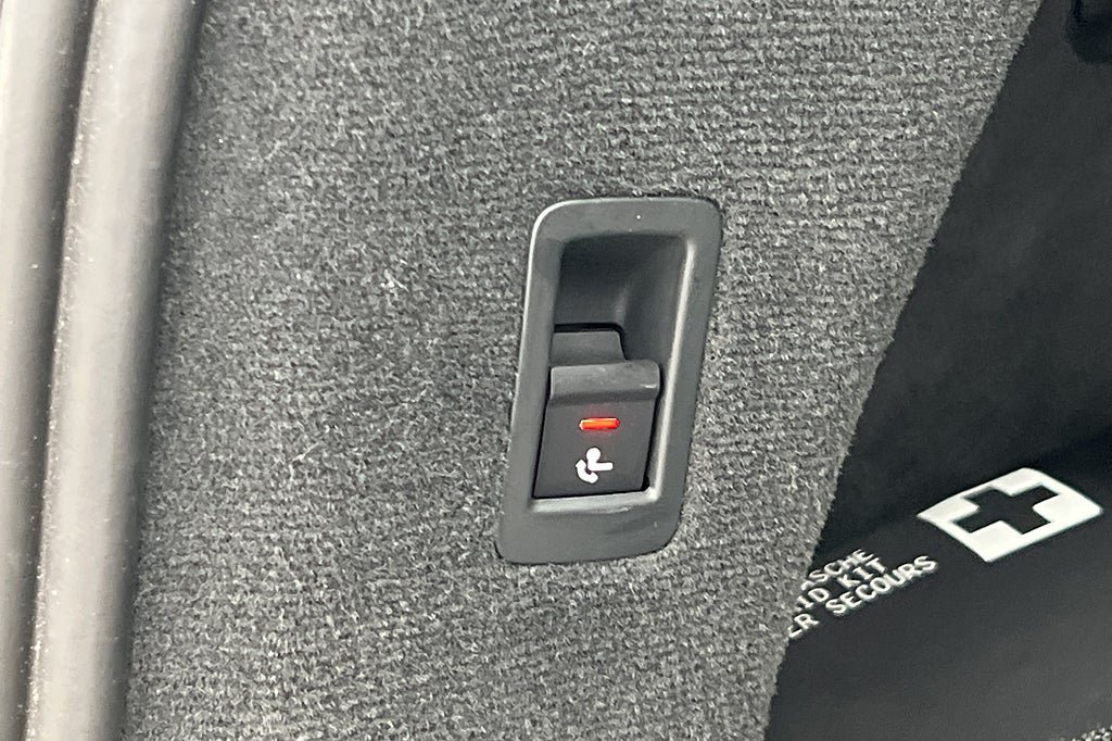 Vehicle Image 27