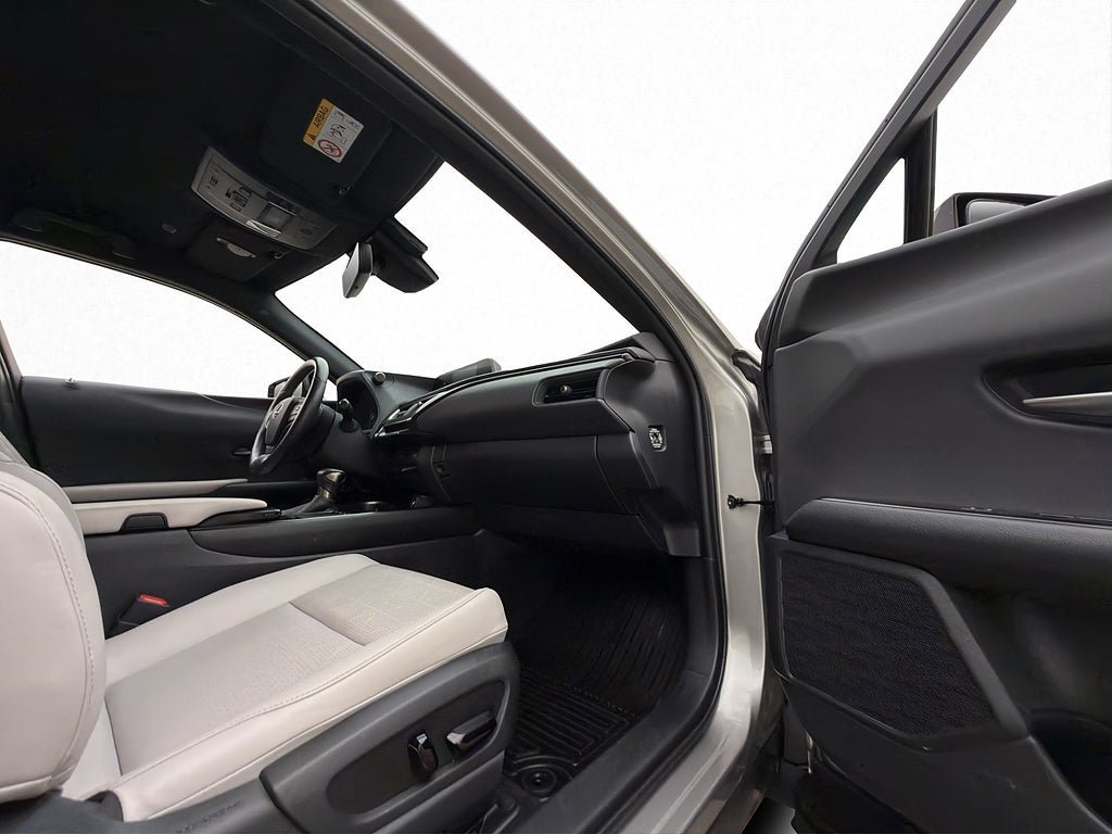 Vehicle Image 30