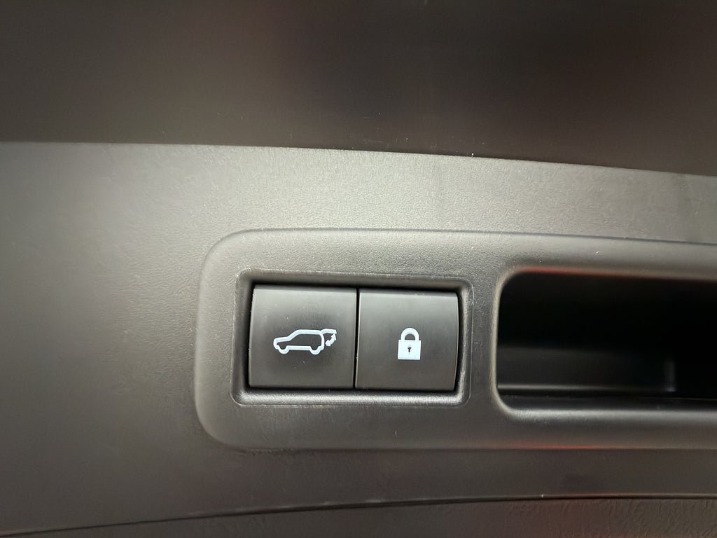 Vehicle Image 33