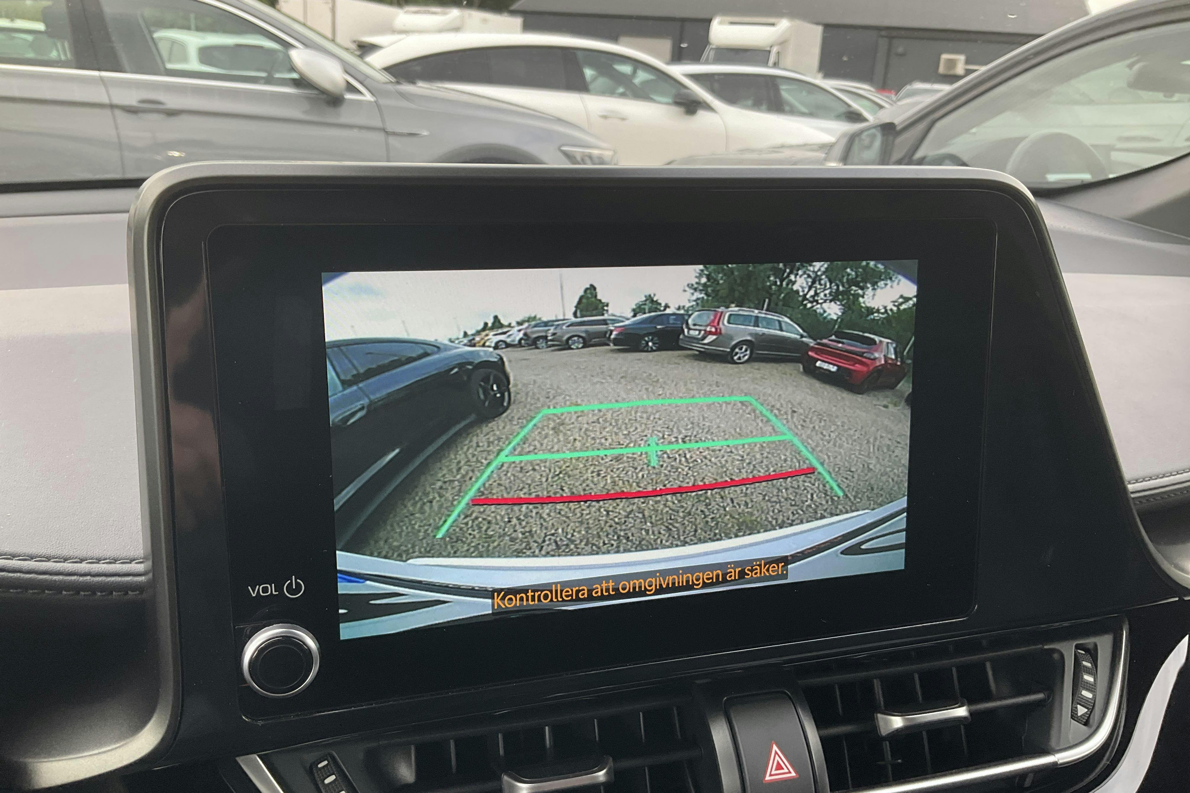 Vehicle Image 11