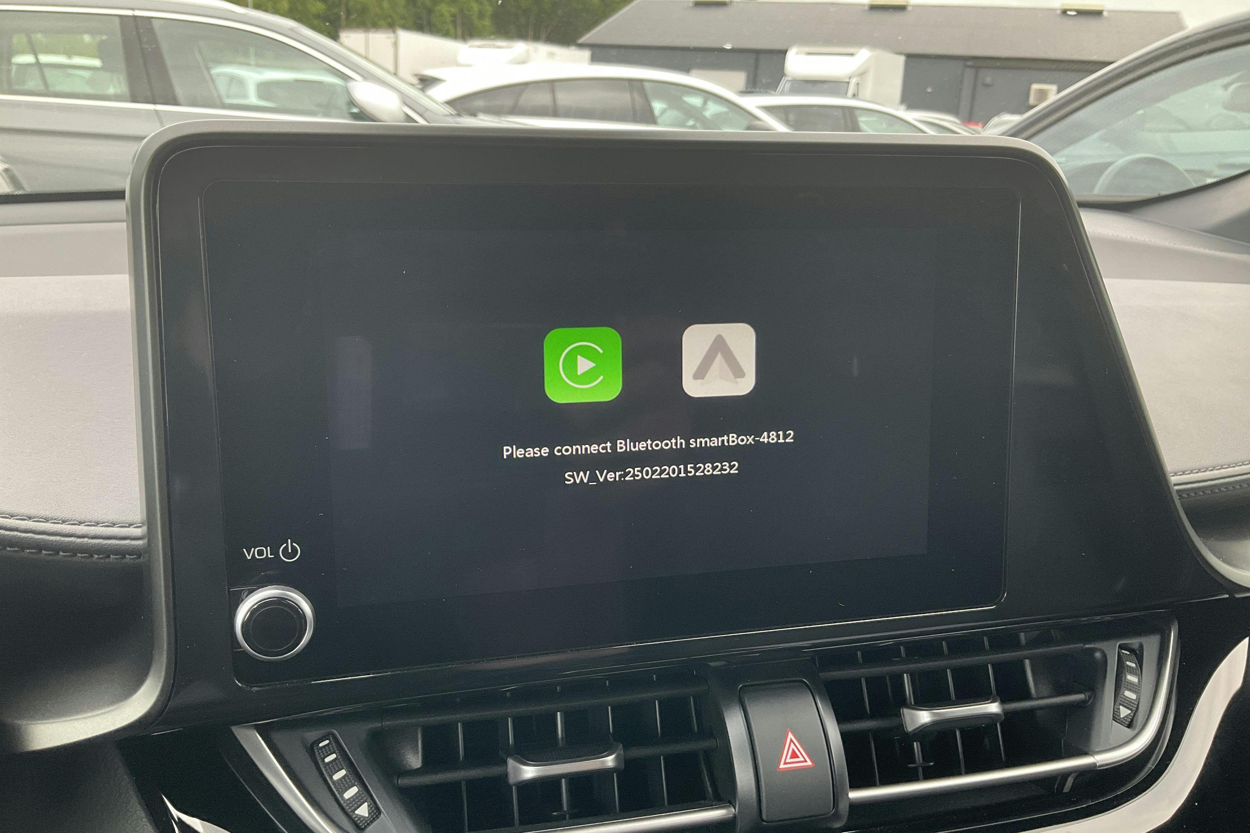 Vehicle Image 12