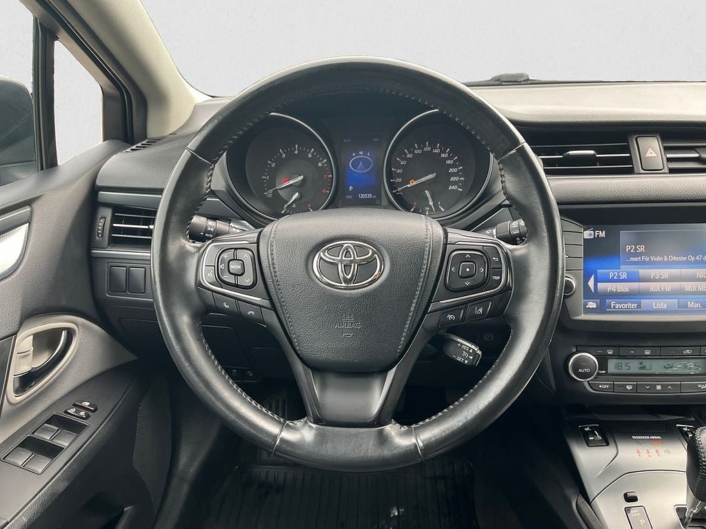 Vehicle Image 10