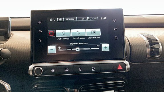 Vehicle Image 15