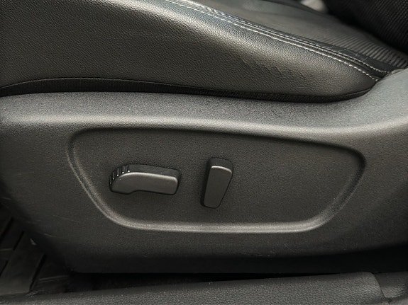 Vehicle Image 27