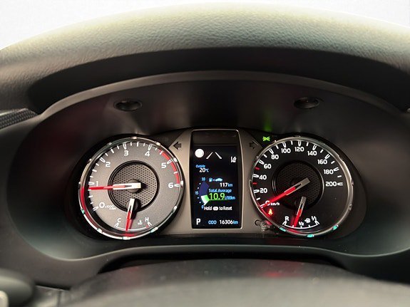 Vehicle Image 18