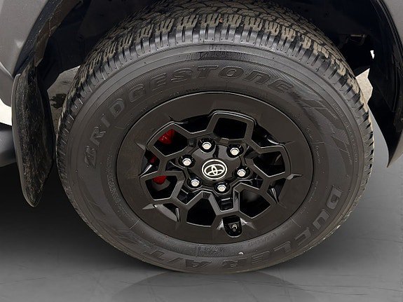 Vehicle Image 33