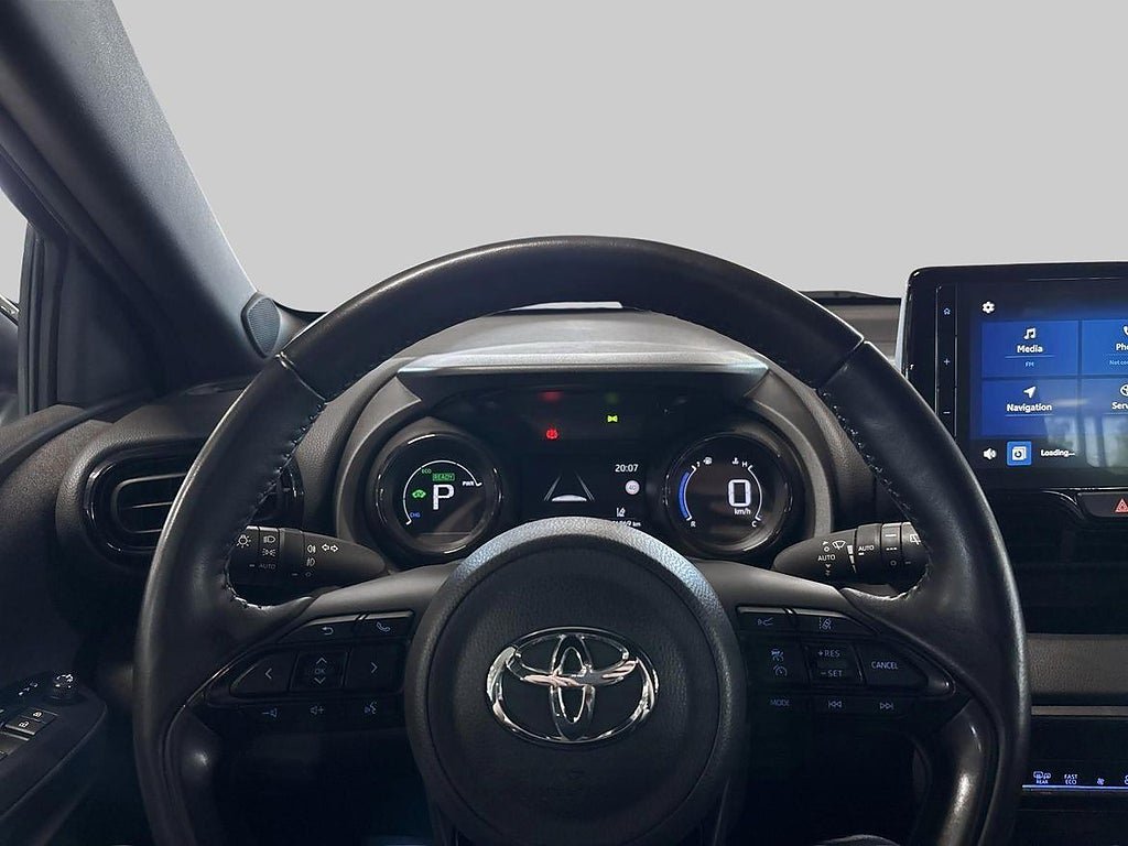 Vehicle Image 15