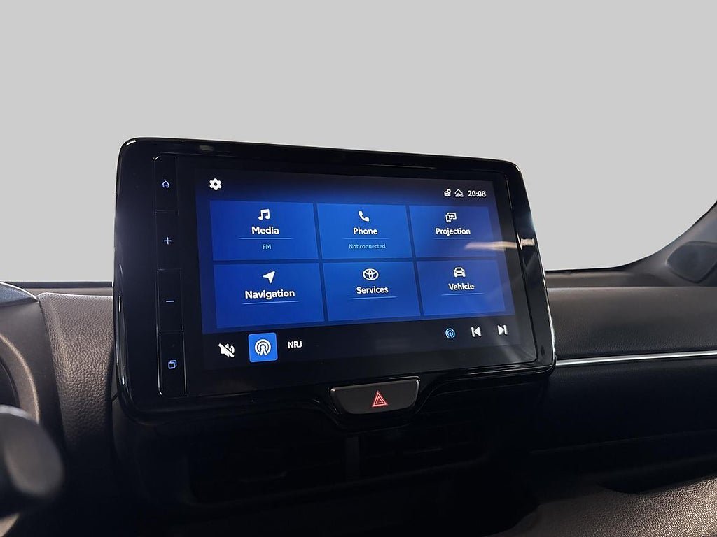 Vehicle Image 16