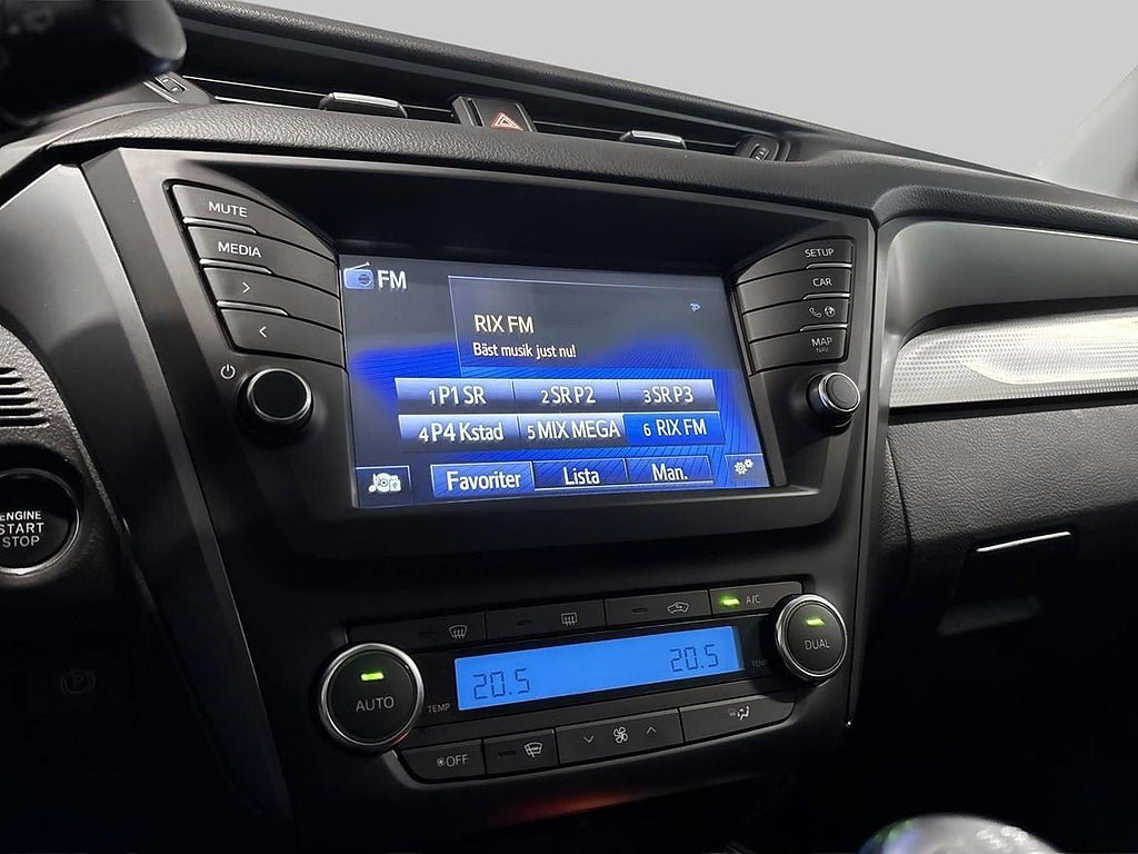 Vehicle Image 16