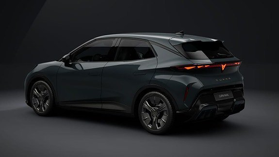 Vehicle Image 8