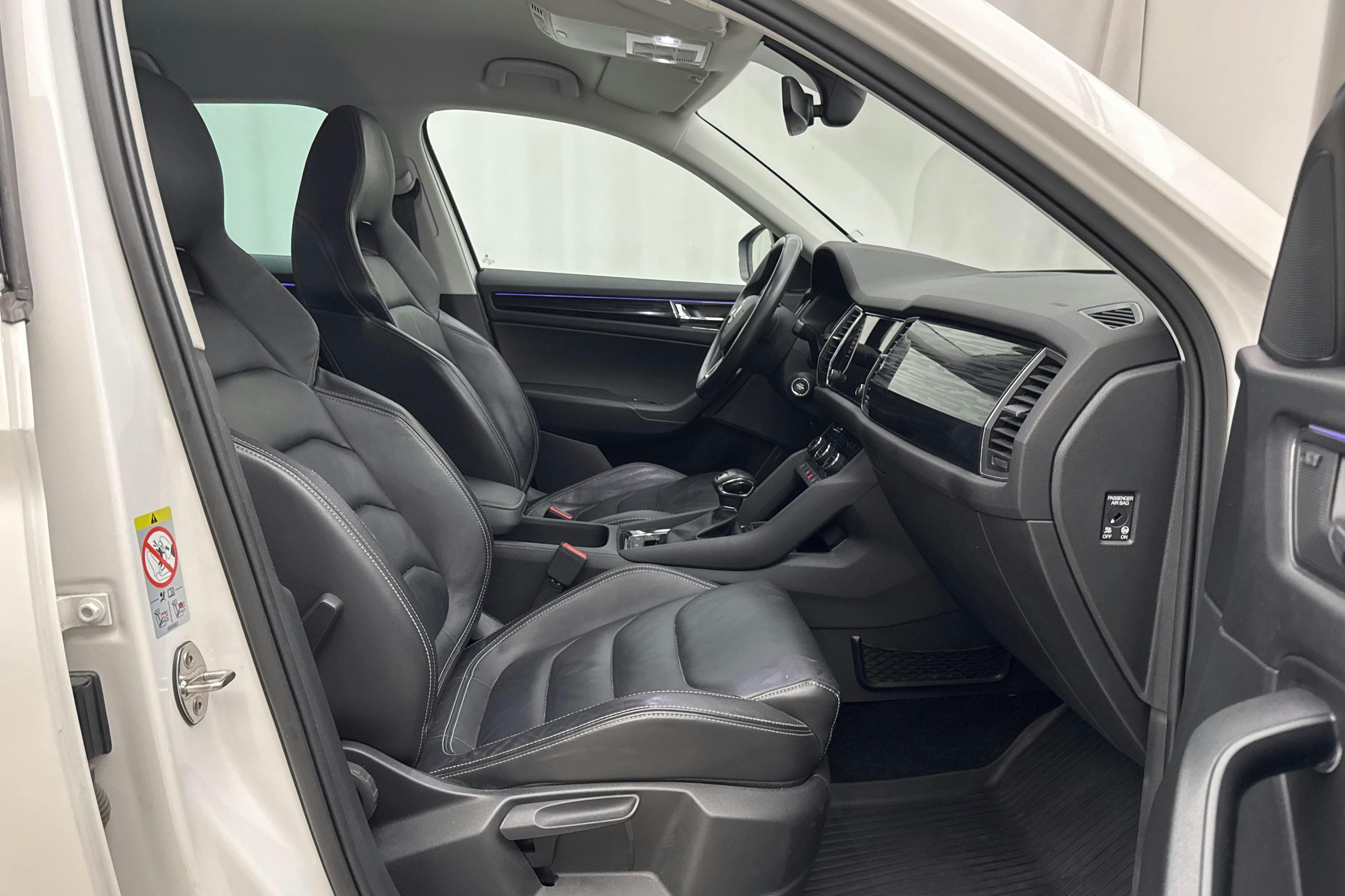 Vehicle Image 7
