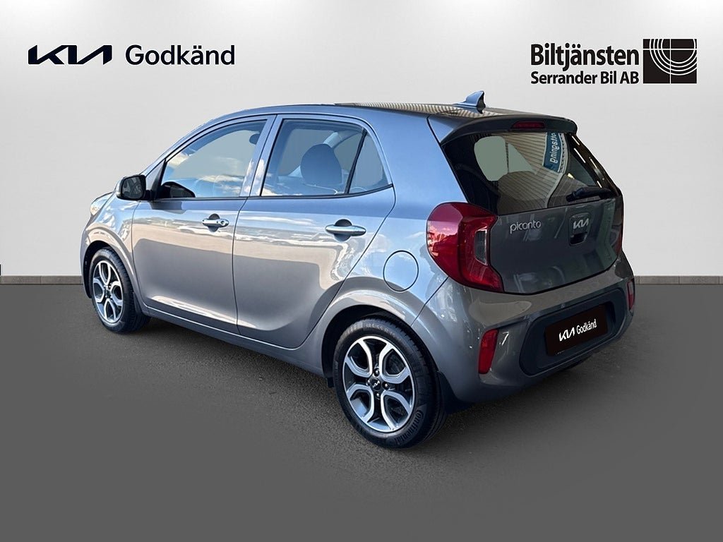 Vehicle Image 6