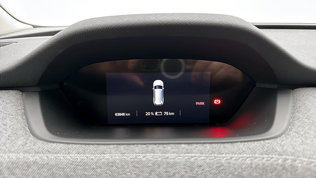 Vehicle Image 16