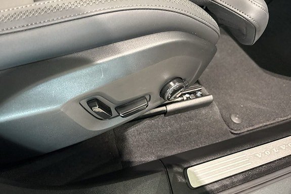 Vehicle Image 29