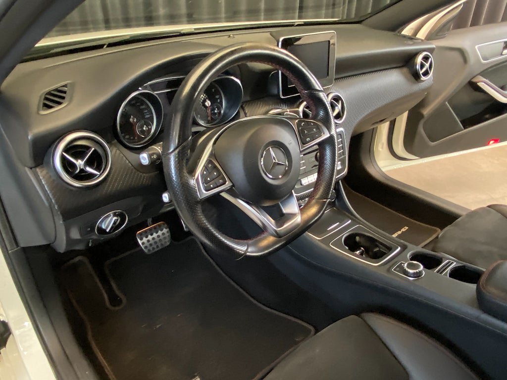 Vehicle Image 36