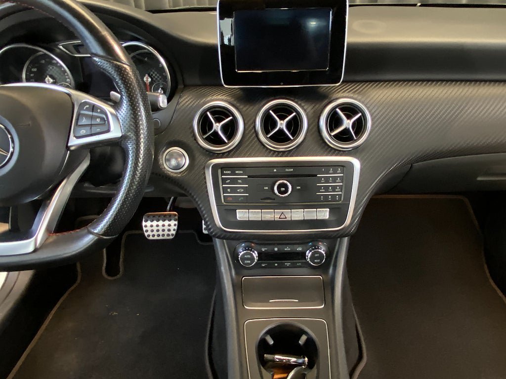 Vehicle Image 40