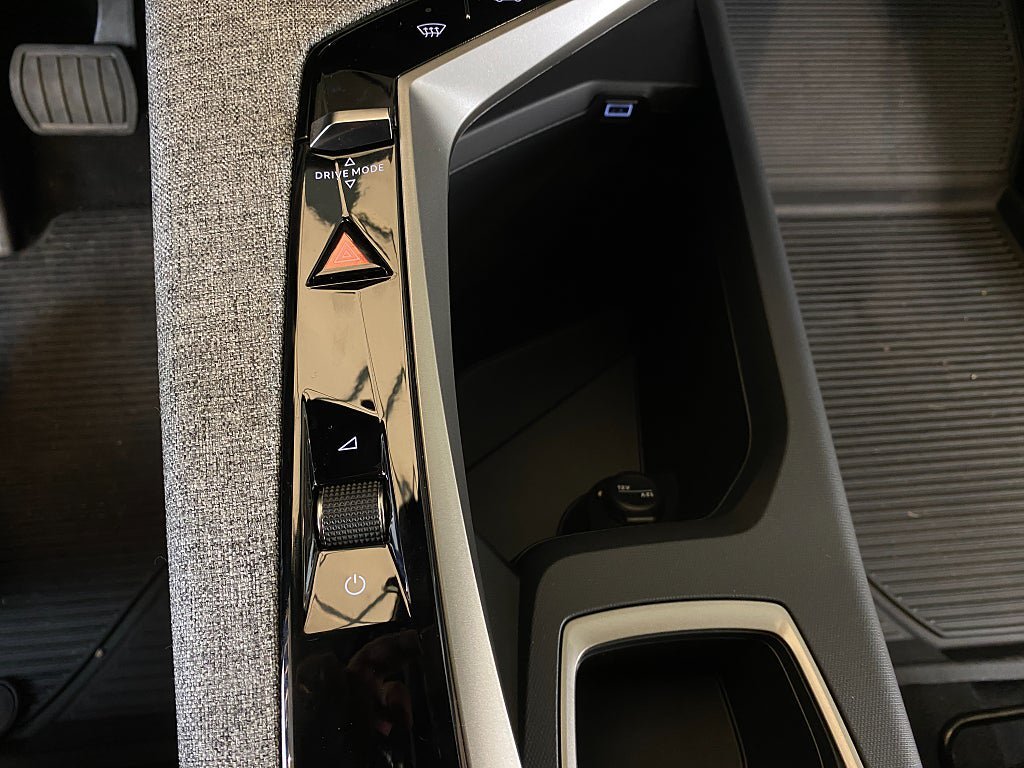 Vehicle Image 50