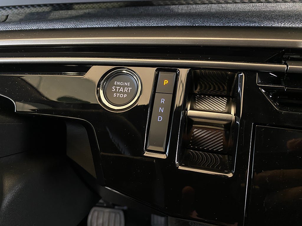 Vehicle Image 60