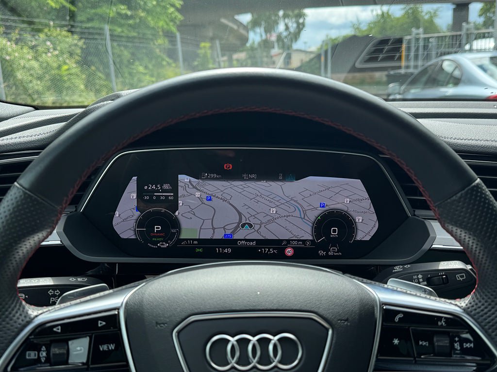 Vehicle Image 21