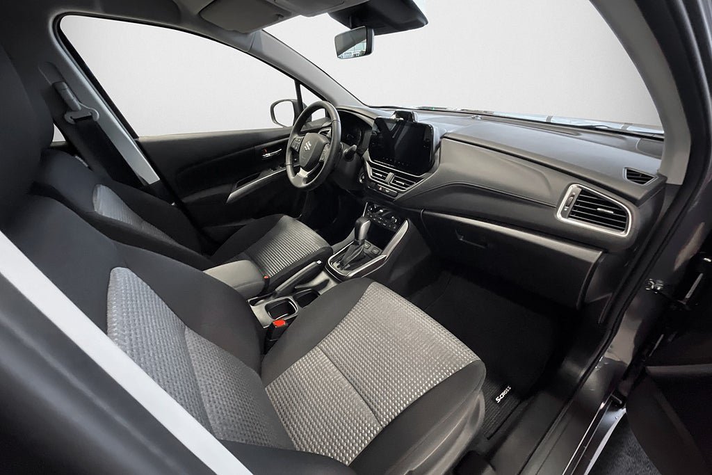Vehicle Image 7