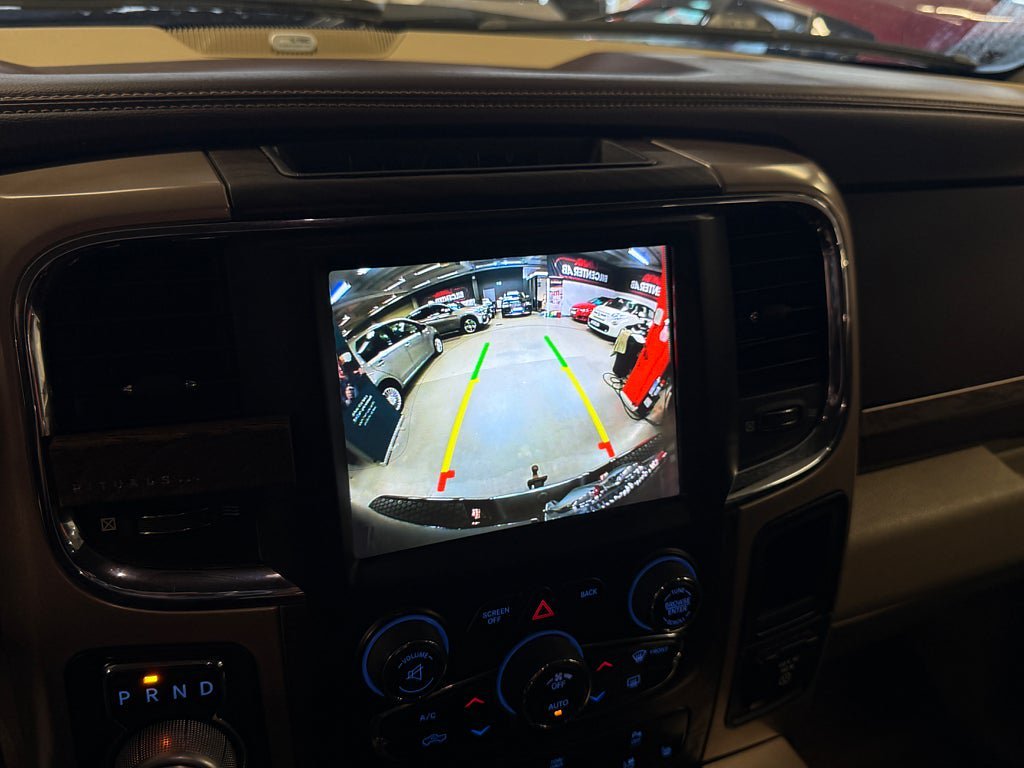 Vehicle Image 18
