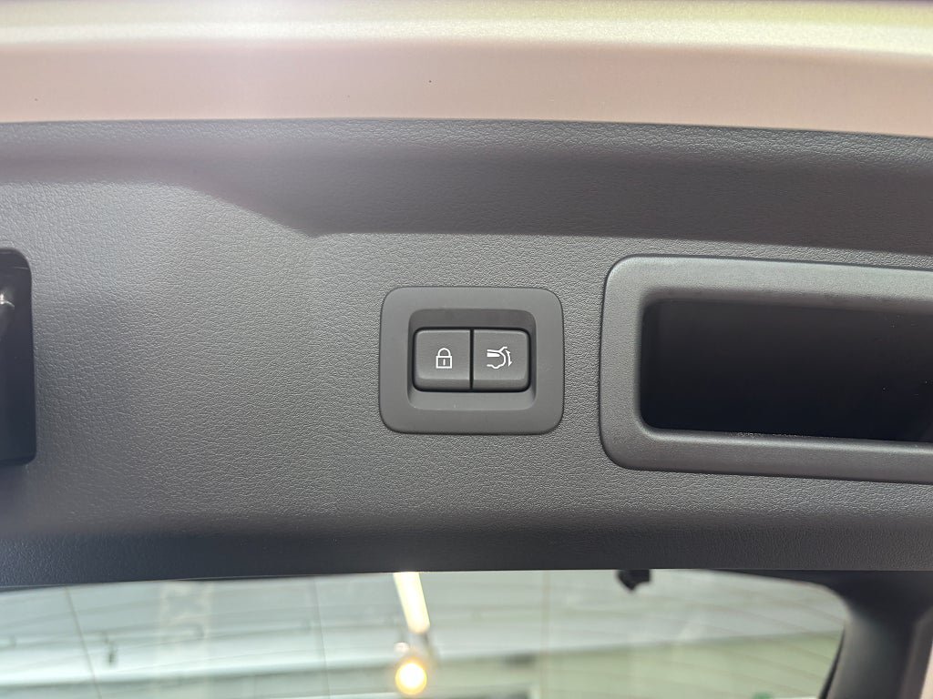 Vehicle Image 27