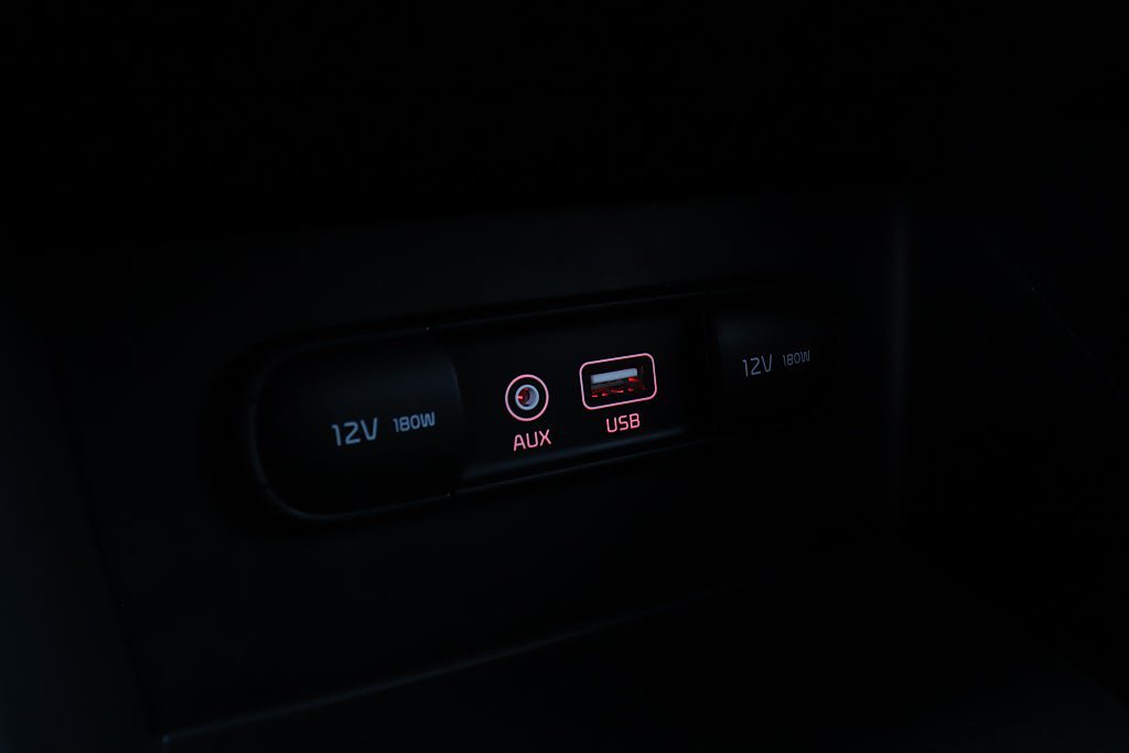 Vehicle Image 22