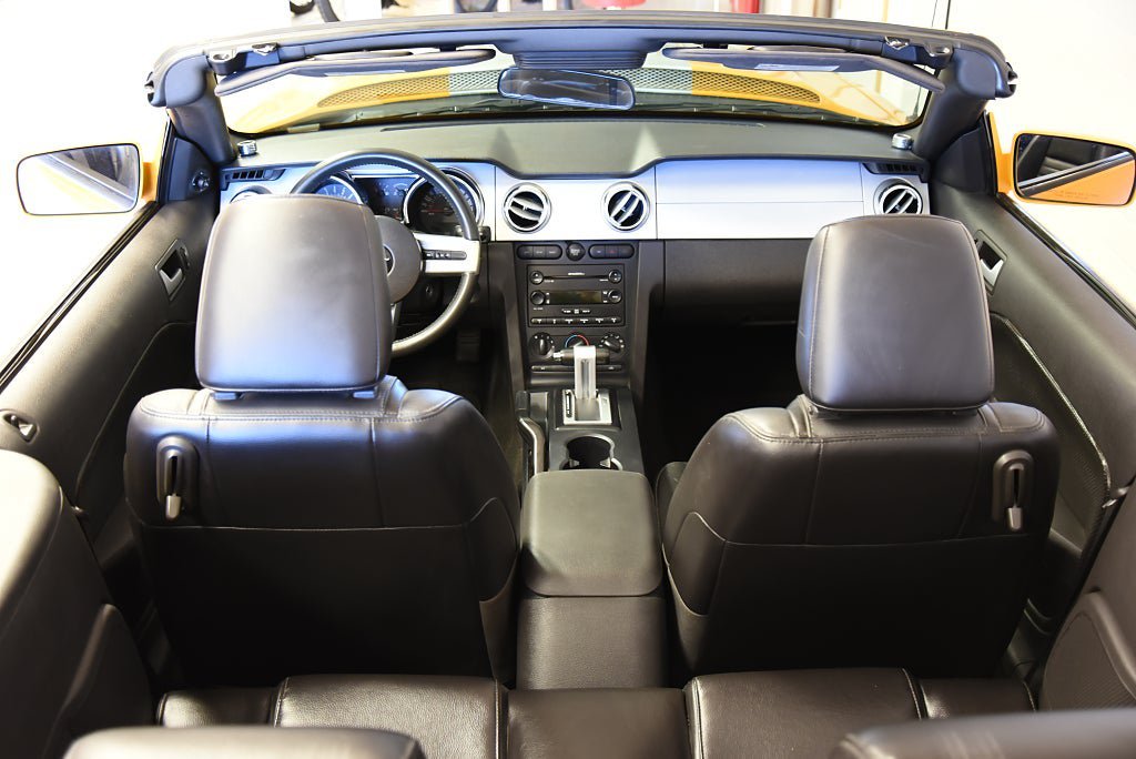 Vehicle Image 21
