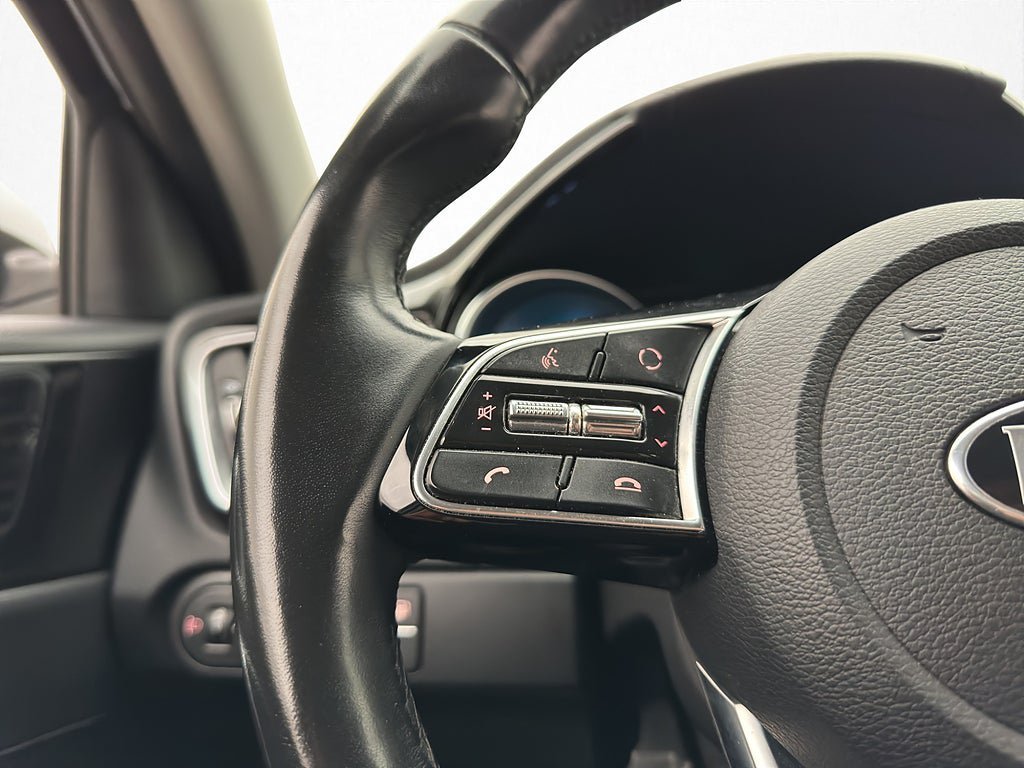 Vehicle Image 29