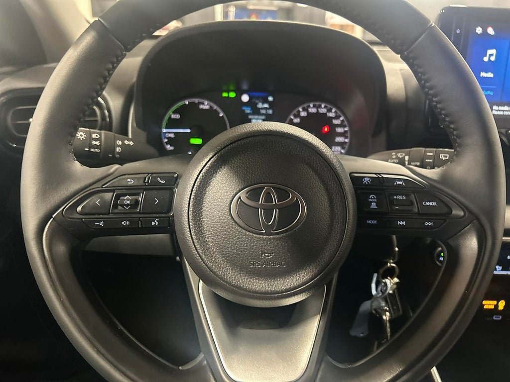 Vehicle Image 21