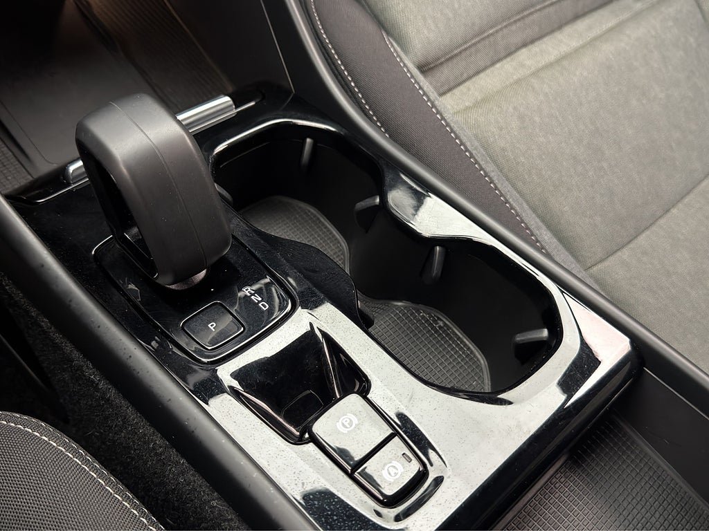 Vehicle Image 22