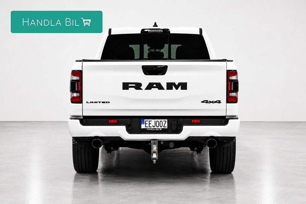 Vehicle Image 6
