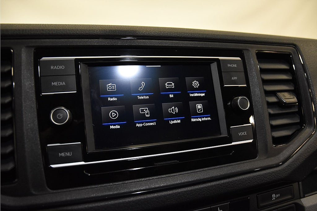 Vehicle Image 23
