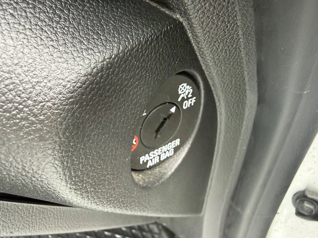 Vehicle Image 14
