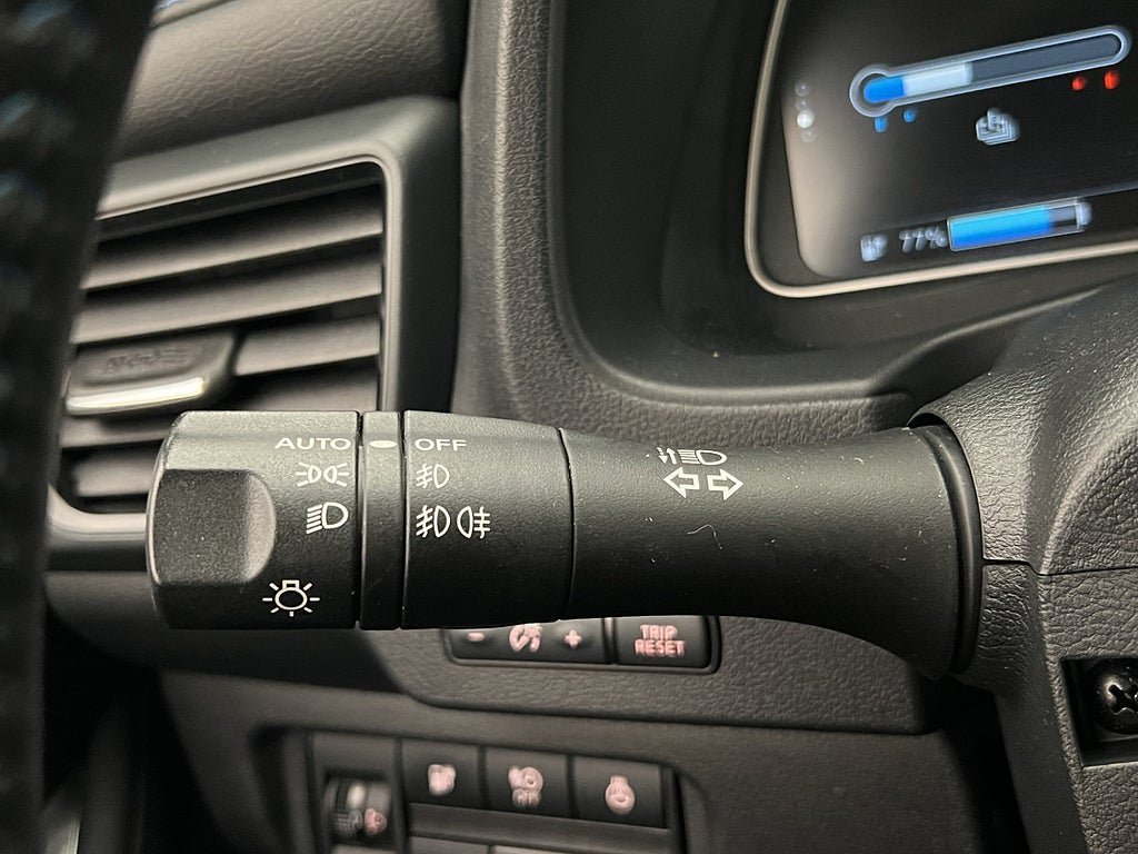 Vehicle Image 24