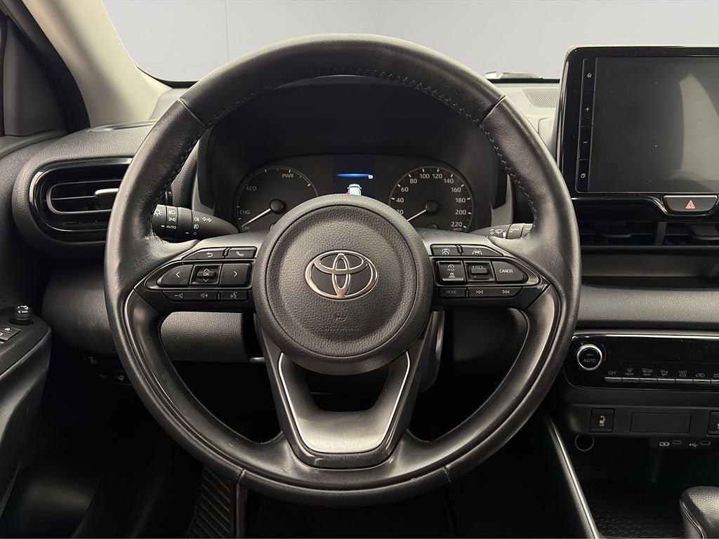 Vehicle Image 13