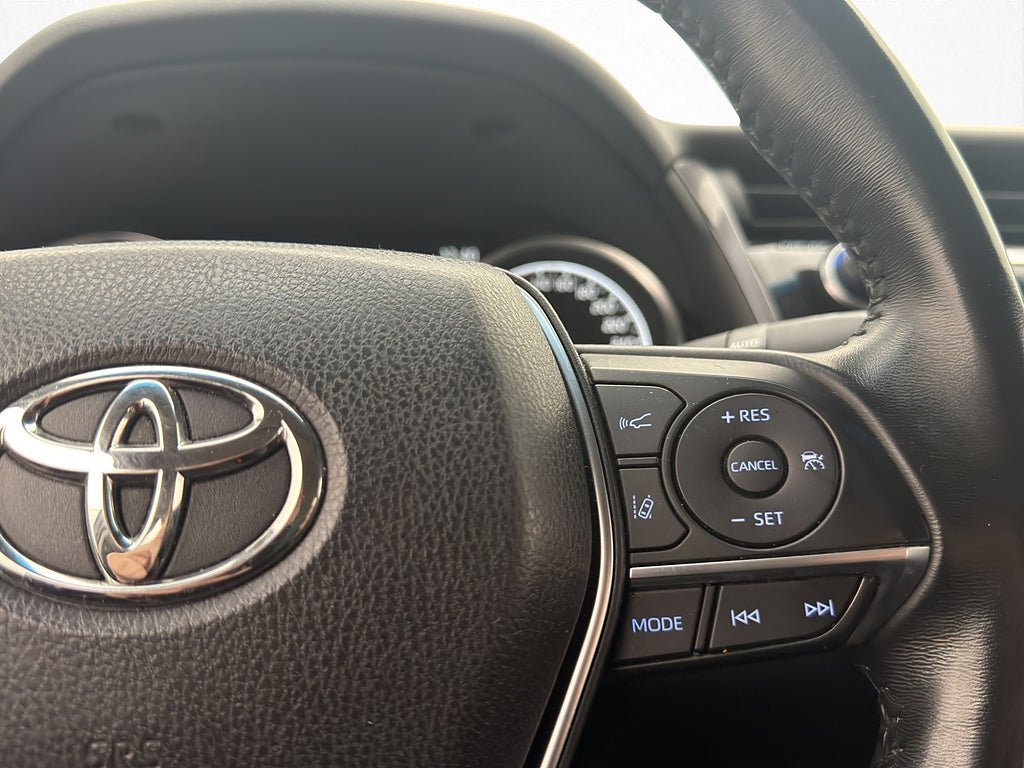 Vehicle Image 19