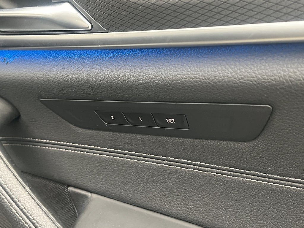 Vehicle Image 29