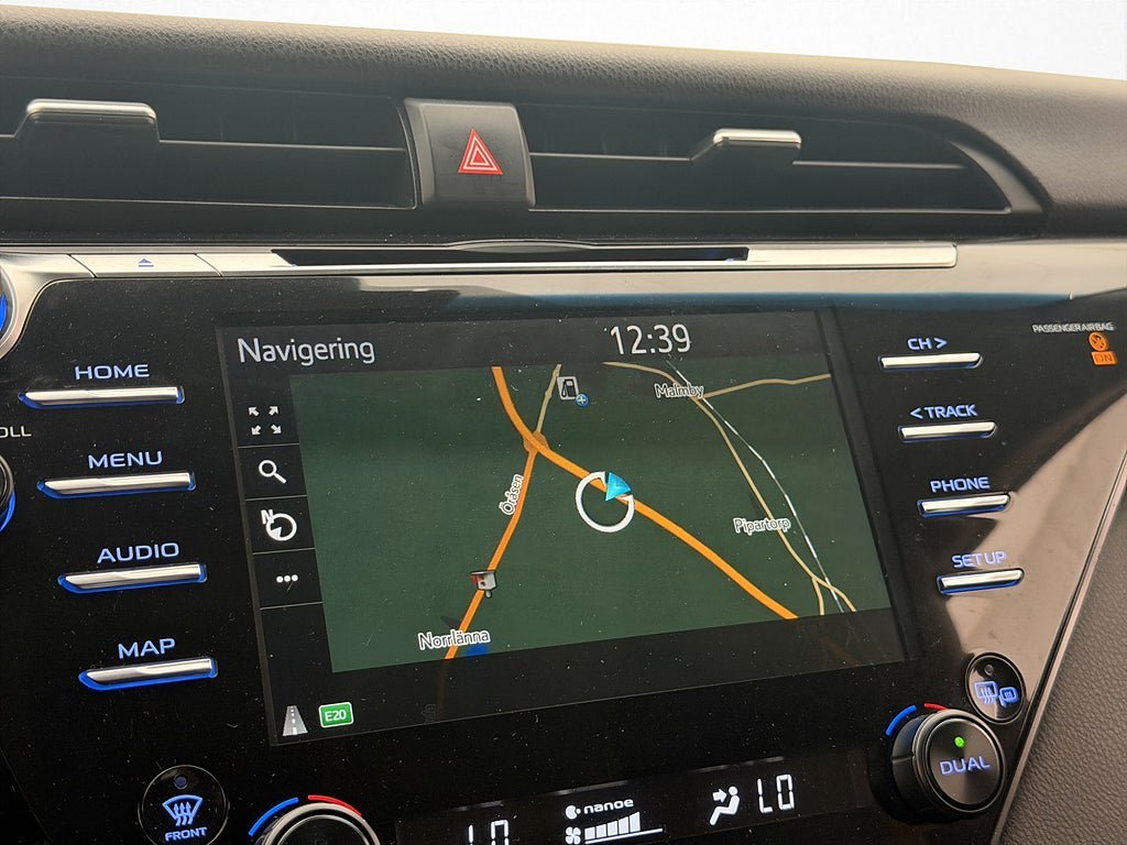 Vehicle Image 23